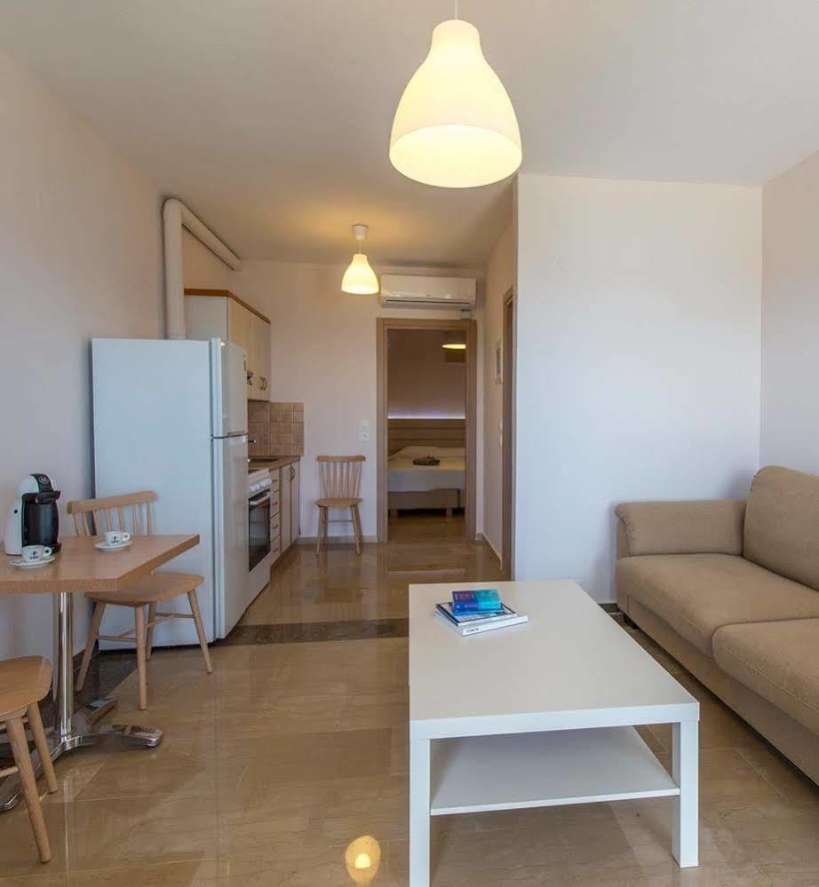 Krouzeri Beach Apartments Katávolos المظهر الخارجي الصورة